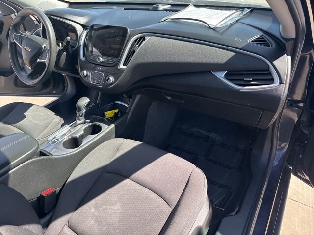 2023 Chevrolet Malibu in Winslow, AZ 86046 - 18119802 16