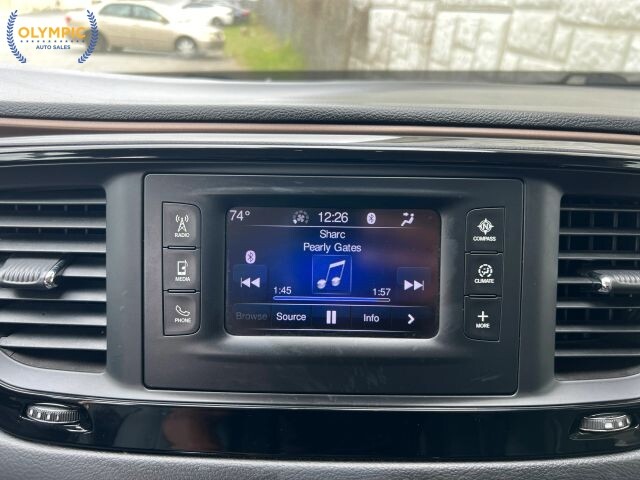 2017 Chrysler Pacifica in Decatur, GA 30032 - 18119805 30