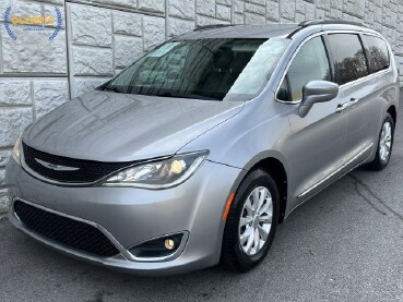 2017 Chrysler Pacifica in Decatur, GA 30032