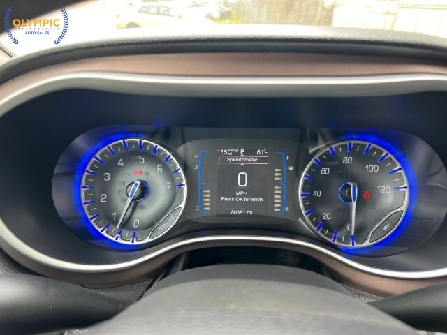 2017 Chrysler Pacifica in Decatur, GA 30032 - 18119805 25