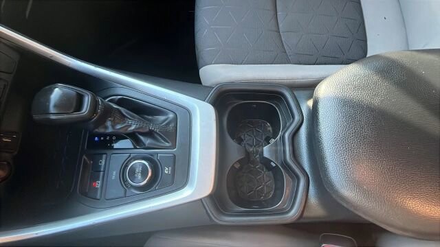 2019 Toyota RAV4 in Greenville, SC 29607 - 18119813 40