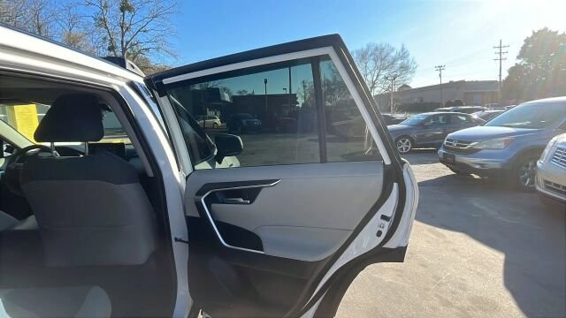 2019 Toyota RAV4 in Greenville, SC 29607 - 18119813 20