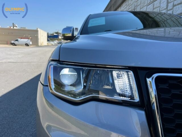 2017 Jeep Grand Cherokee in Decatur, GA 30032 - 18119816 14