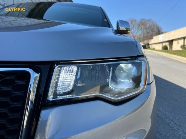 2017 Jeep Grand Cherokee in Decatur, GA 30032 - 18119816 13