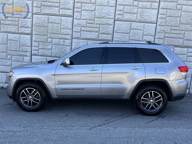 2017 Jeep Grand Cherokee in Decatur, GA 30032 - 18119816 6