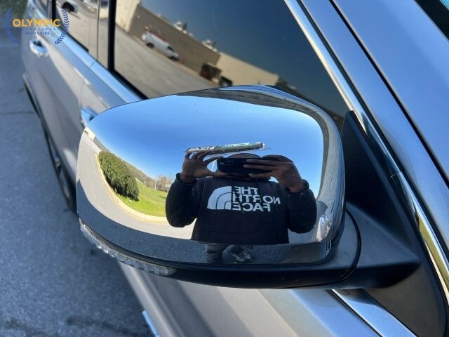 2017 Jeep Grand Cherokee in Decatur, GA 30032 - 18119816 18