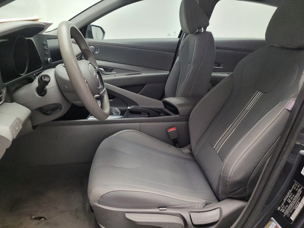 2021 Hyundai Elantra in Bakersfield, CA 93309 - 18119824 17