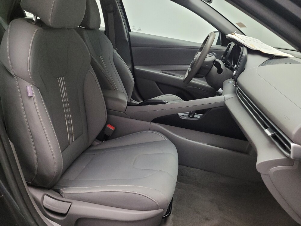 2021 Hyundai Elantra in Bakersfield, CA 93309 - 18119824 21