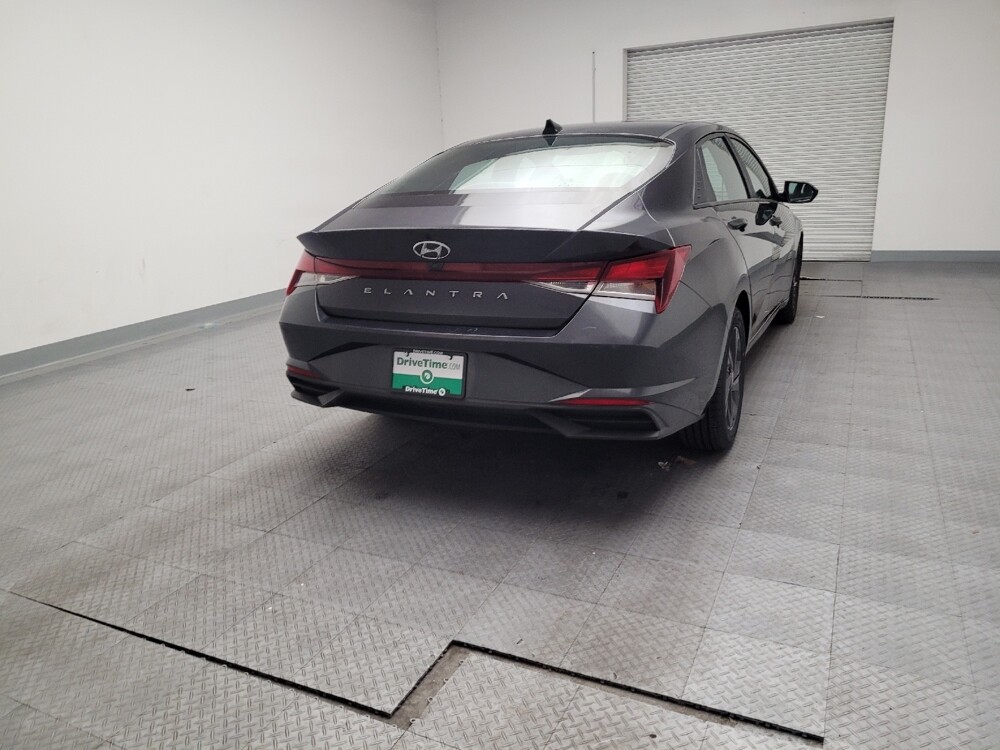 2021 Hyundai Elantra in Bakersfield, CA 93309 - 18119824 7