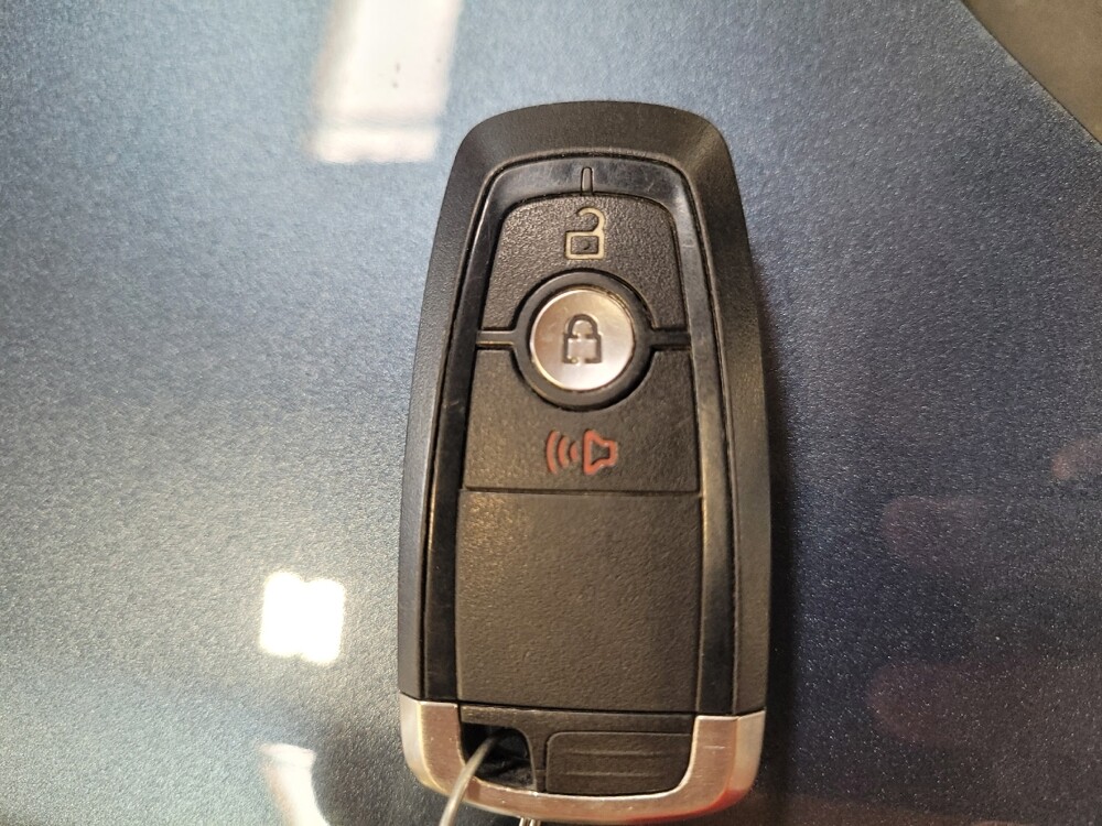 2018 Ford Edge in Downey, CA 90241 - 18119826 32