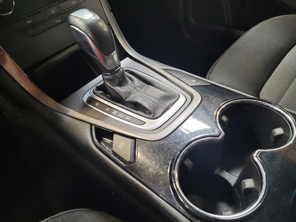 2018 Ford Edge in Downey, CA 90241 - 18119826 26