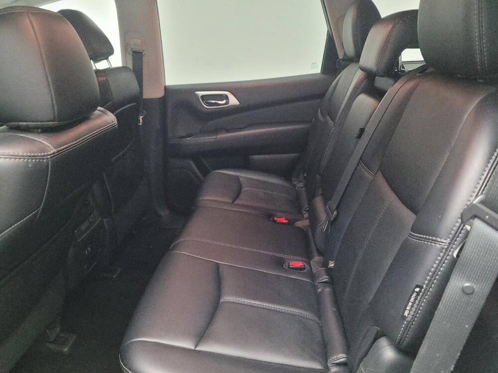 2019 Nissan Pathfinder in Downey, CA 90241 - 18119833 18