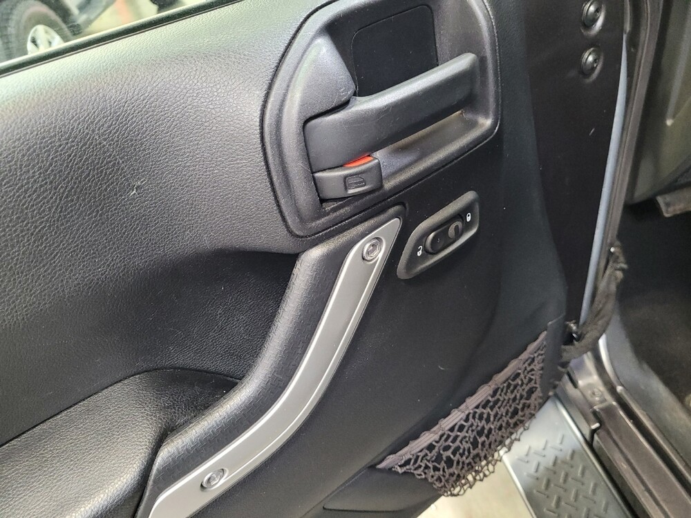 2016 Jeep Wrangler in Downey, CA 90241 - 18119836 27