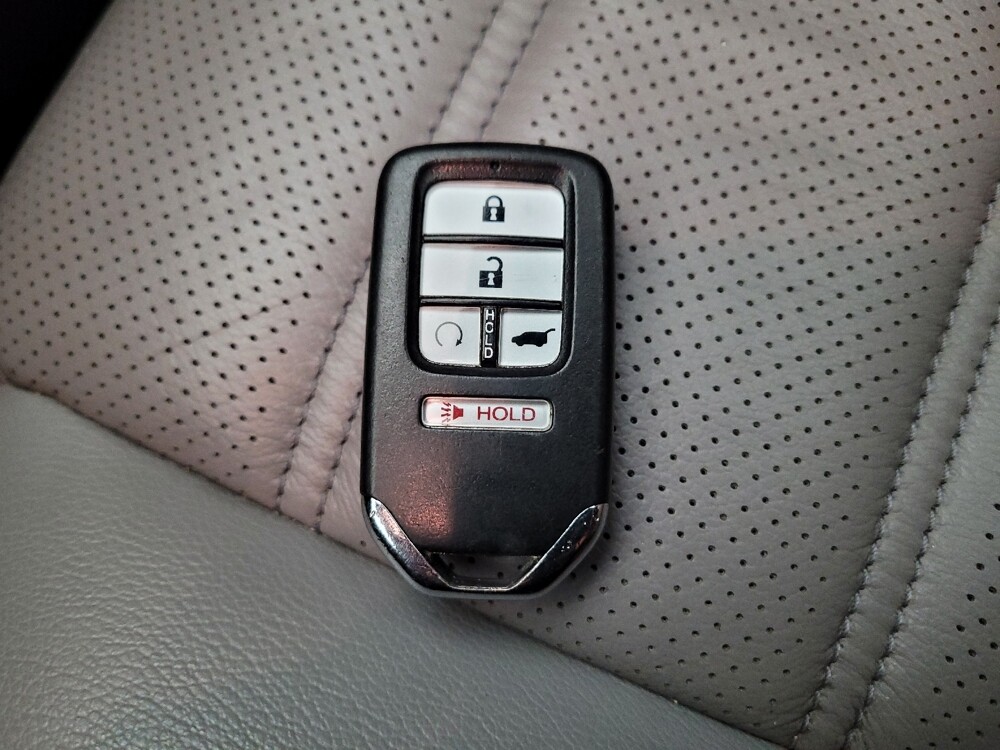 2018 Honda CR-V in Riverside, CA 92504 - 18119837 32