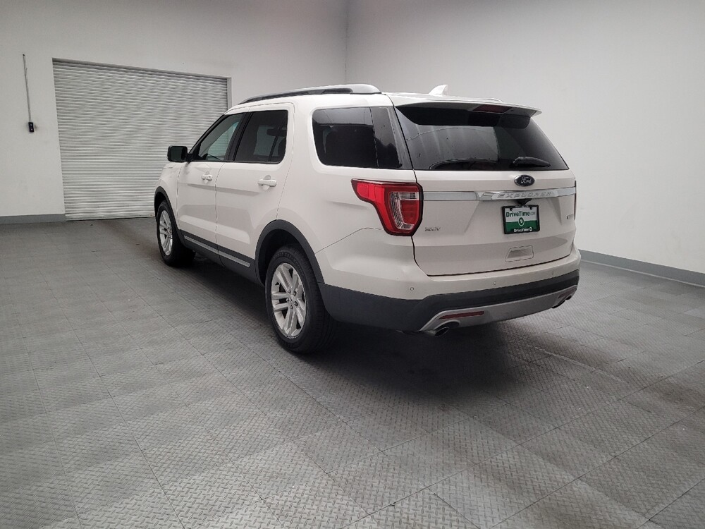 2017 Ford Explorer in Downey, CA 90241 - 18119842 5