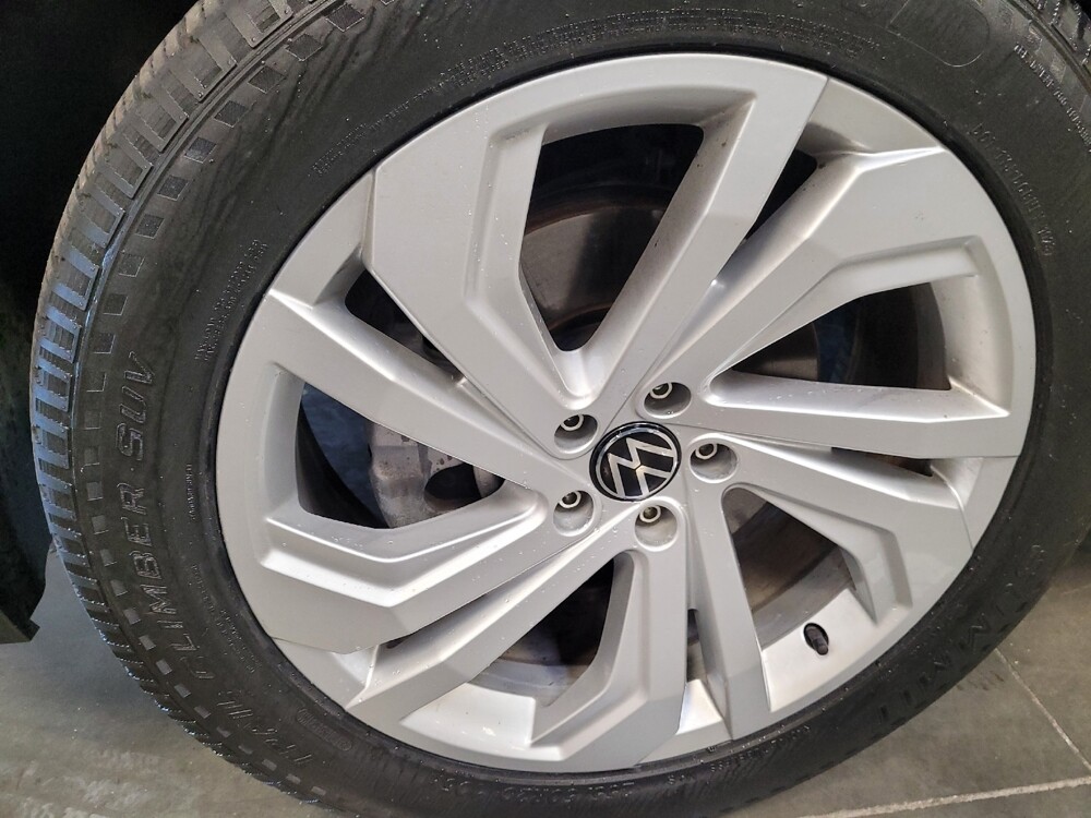 2021 Volkswagen Atlas in Downey, CA 90241 - 18119843 31