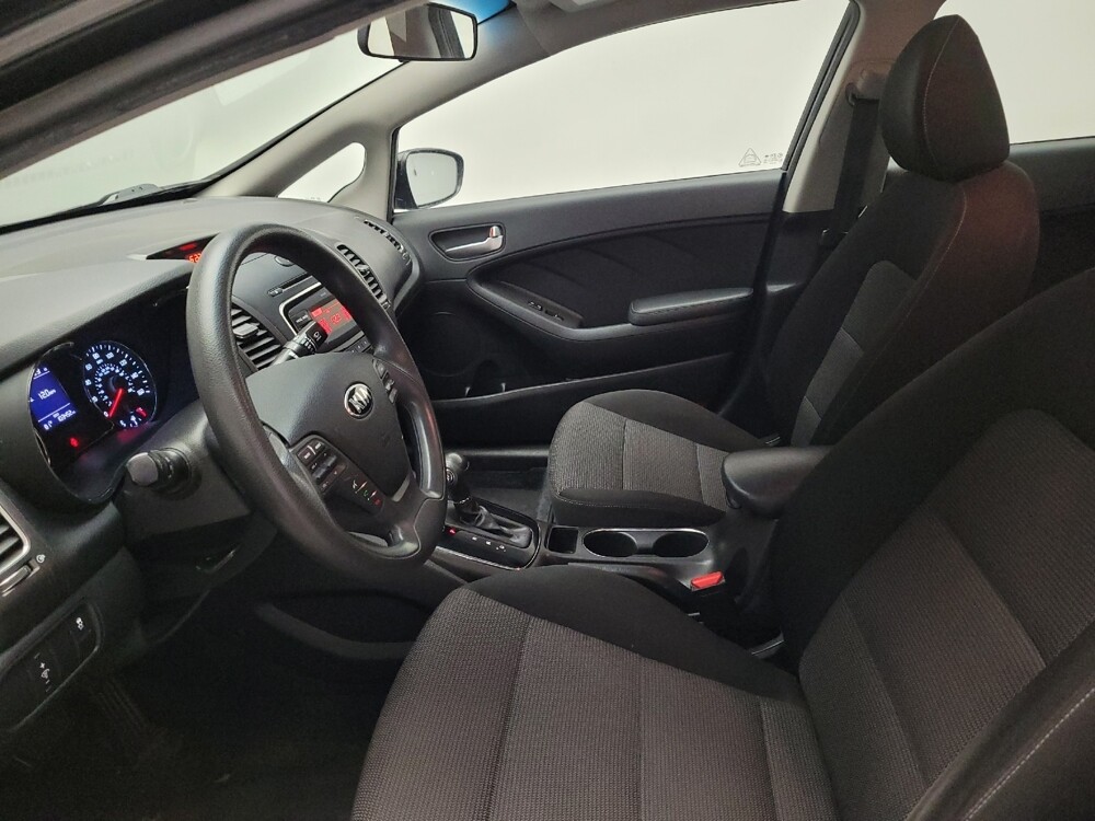 2018 Kia Forte in Torrance, CA 90504 - 18119847 17