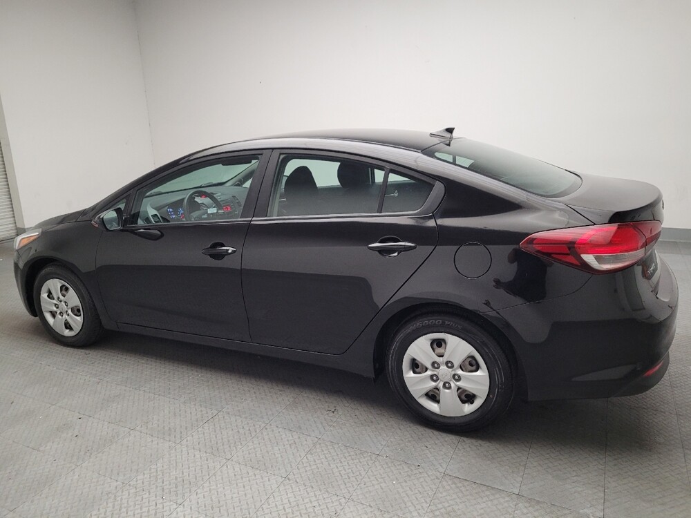 2018 Kia Forte in Torrance, CA 90504 - 18119847 3