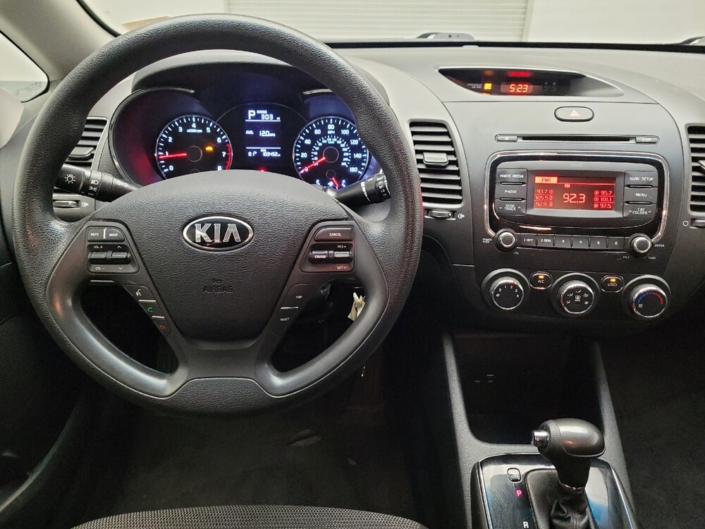 2018 Kia Forte in Torrance, CA 90504 - 18119847 22