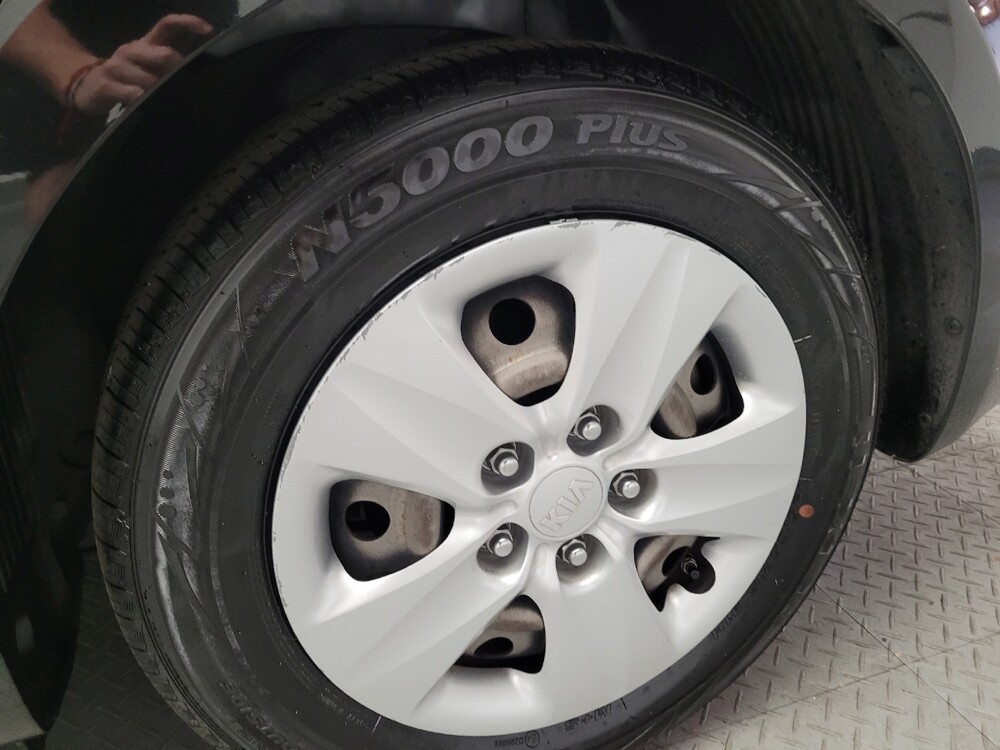 2018 Kia Forte in Torrance, CA 90504 - 18119847 31