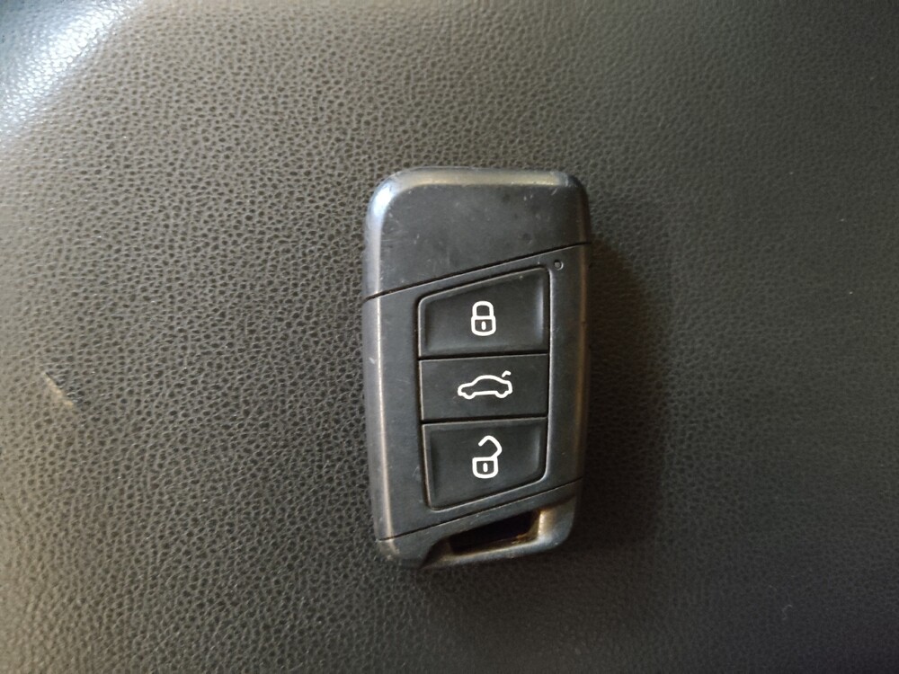 2019 Volkswagen Jetta in Athens, GA 30606 - 18119854 32