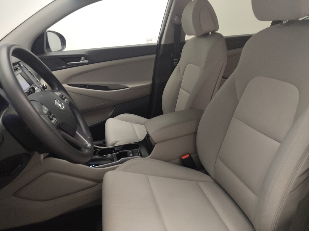 2017 Hyundai Tucson in Morrow, GA 30260 - 18119868 17