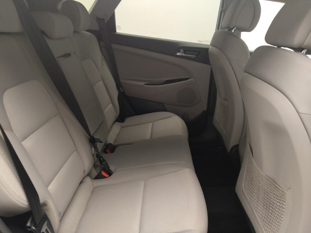 2017 Hyundai Tucson in Morrow, GA 30260 - 18119868 19