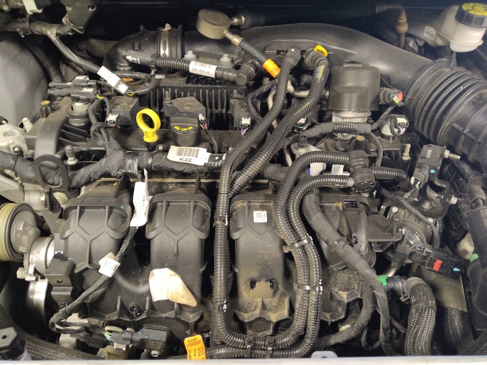 2024 Ford Edge in Glendale, AZ 85301 - 18119876 30