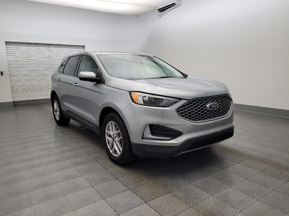 2024 Ford Edge in Glendale, AZ 85301 - 18119876 13