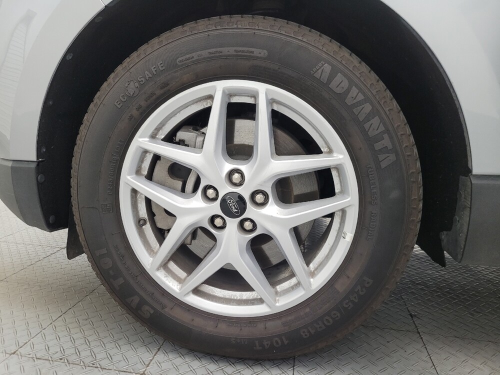 2024 Ford Edge in Glendale, AZ 85301 - 18119876 31