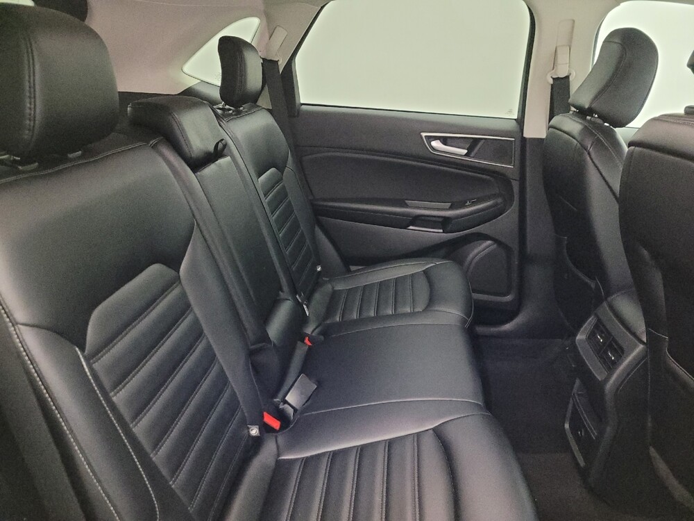 2024 Ford Edge in Glendale, AZ 85301 - 18119876 19