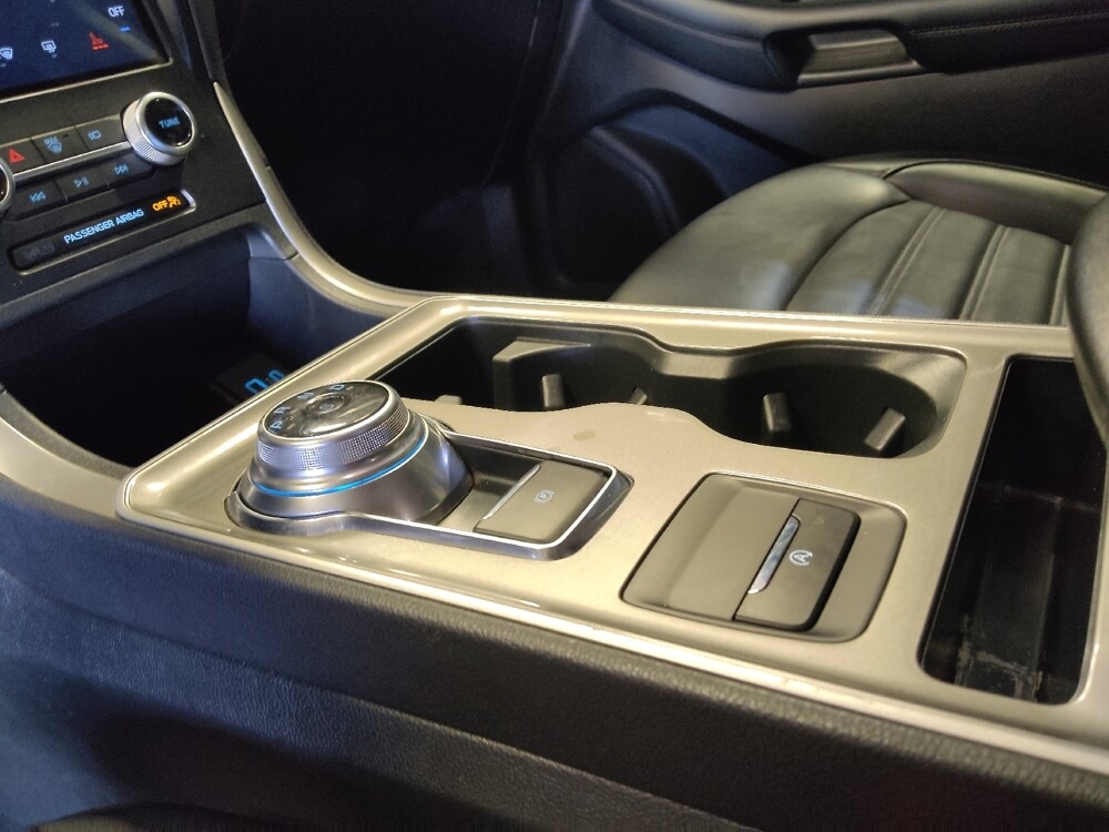 2024 Ford Edge in Glendale, AZ 85301 - 18119876 26