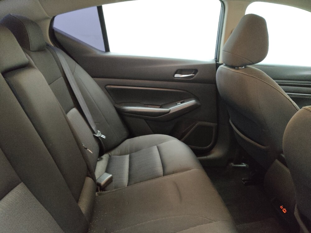 2019 Nissan Altima in Lewisville, TX 75067 - 18119877 19