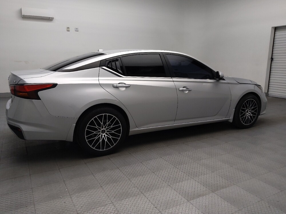 2022 Nissan Altima in Oklahoma City, OK 73139 - 18119879 10