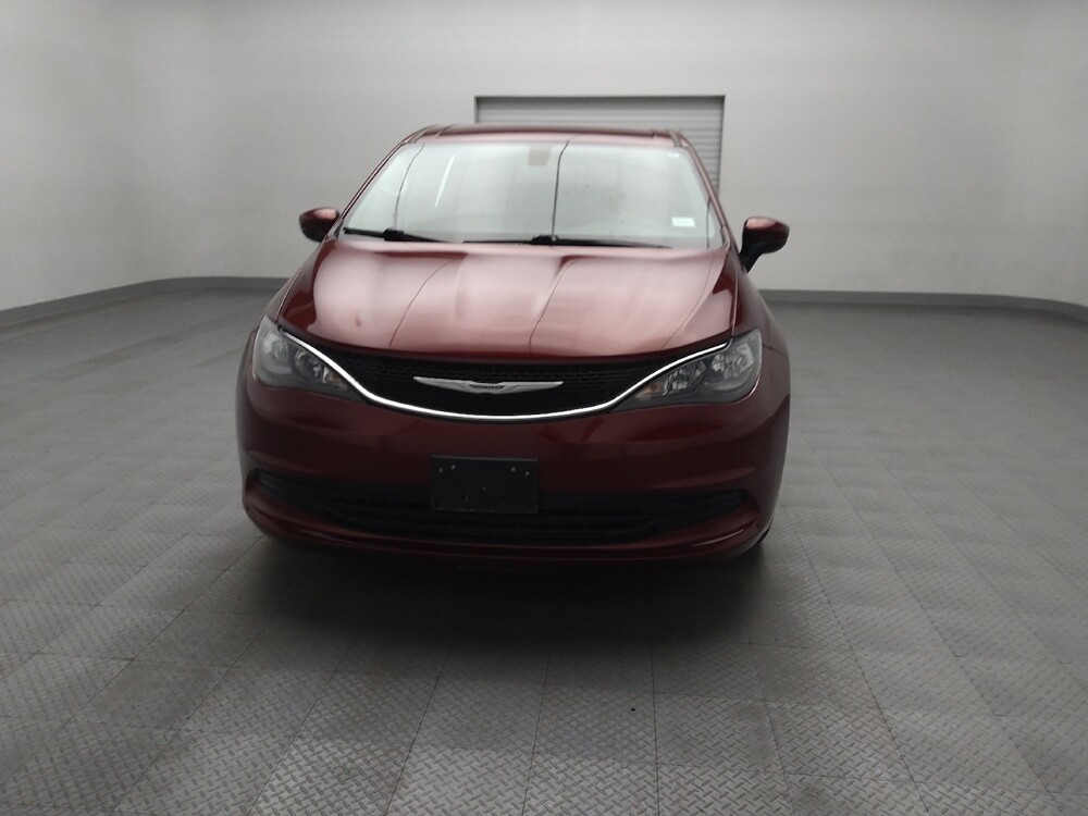 2020 Chrysler Voyager in Fort Worth, TX 76116 - 18119886 15