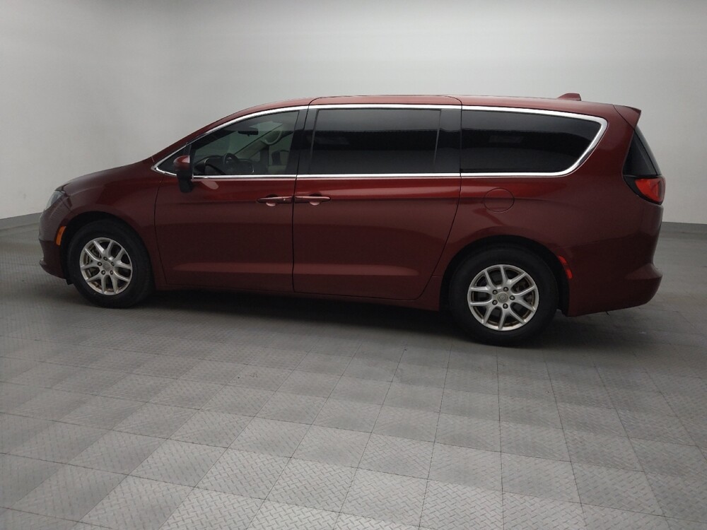 2020 Chrysler Voyager in Fort Worth, TX 76116 - 18119886 3