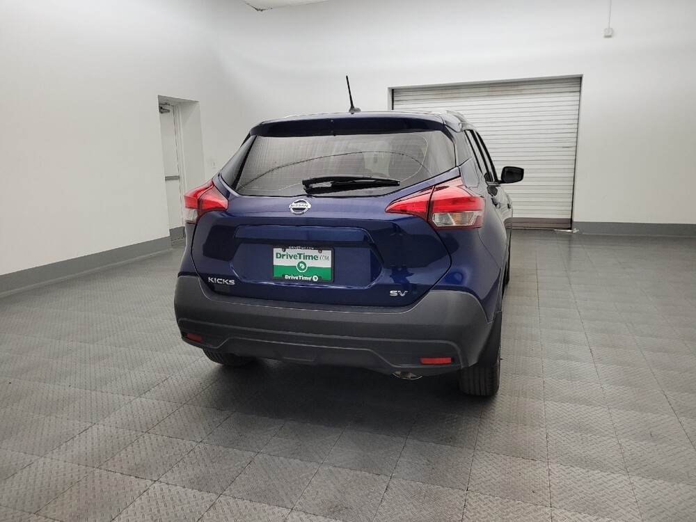 2019 Nissan Kicks in Glendale, AZ 85301 - 18119898 7