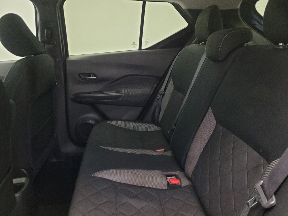 2019 Nissan Kicks in Glendale, AZ 85301 - 18119898 18