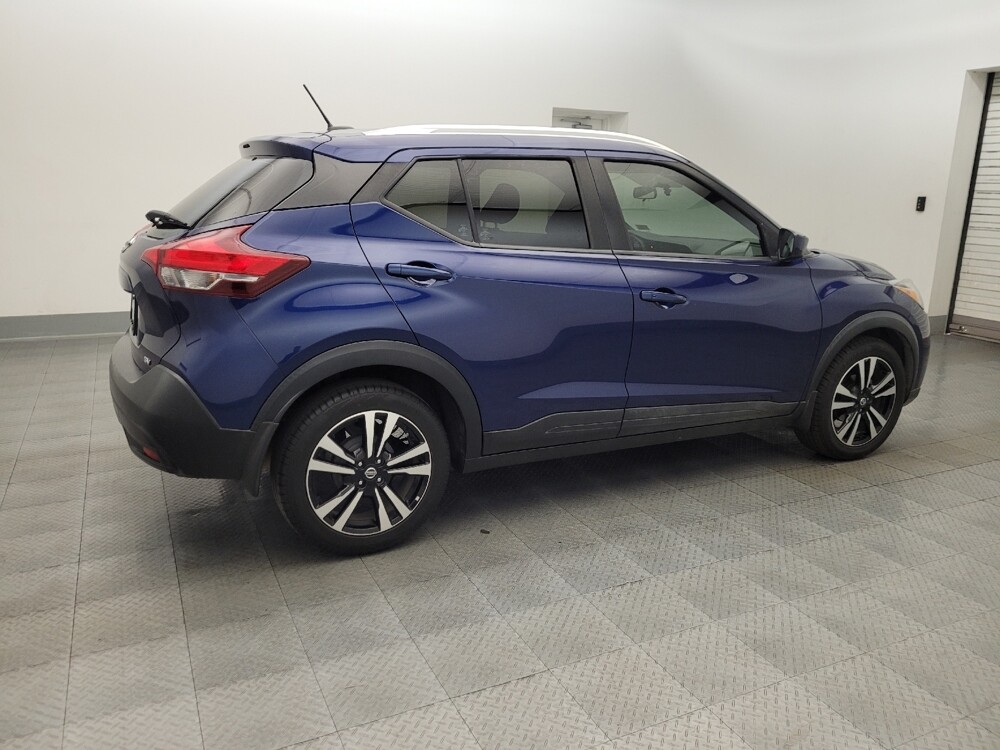 2019 Nissan Kicks in Glendale, AZ 85301 - 18119898 10