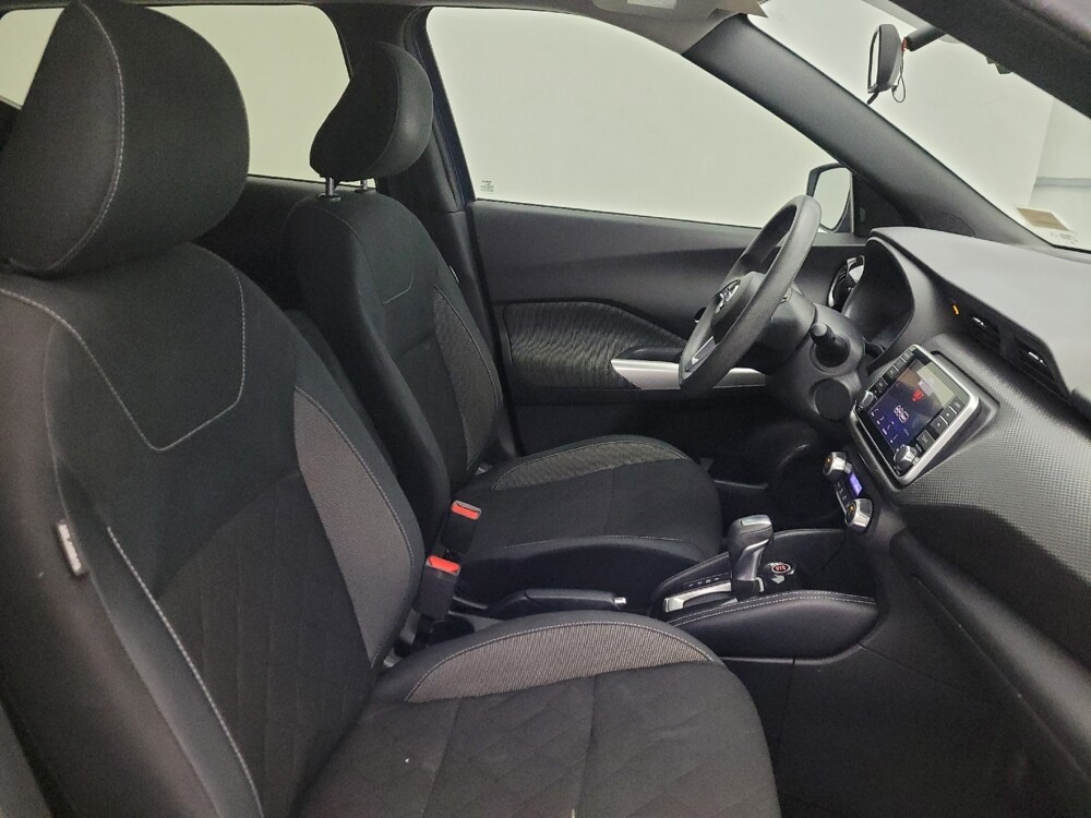 2019 Nissan Kicks in Glendale, AZ 85301 - 18119898 21