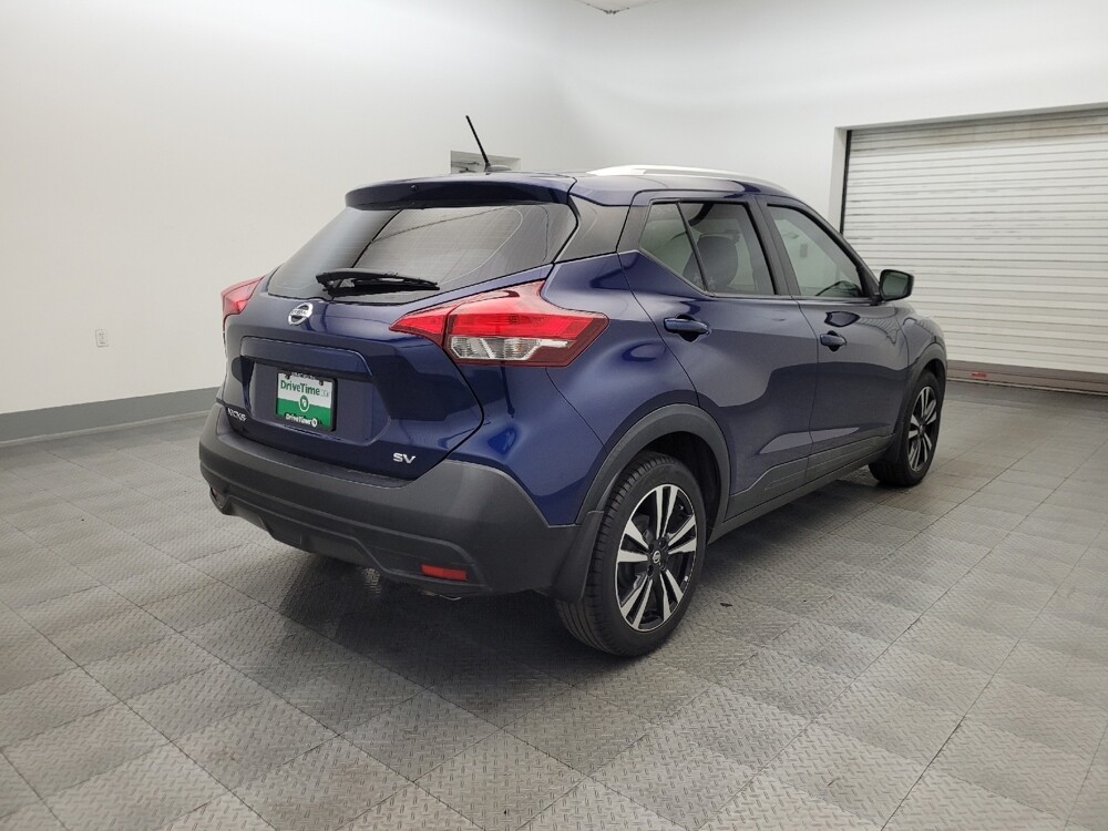 2019 Nissan Kicks in Glendale, AZ 85301 - 18119898 9