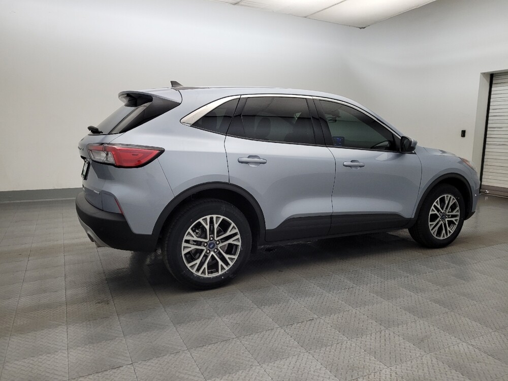 2022 Ford Escape in Phoenix, AZ 85015 - 18119899 10