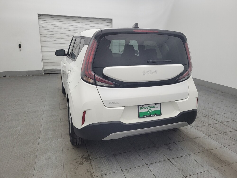 2024 Kia Soul in Macon, GA 31210 - 18119900 6