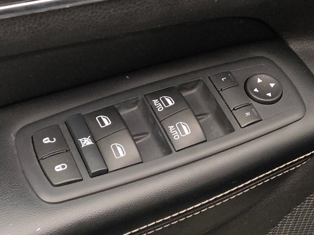 2017 Jeep Grand Cherokee in Tampa, FL 33612 - 18119903 27