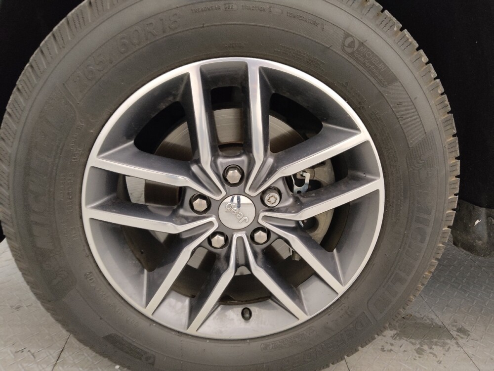 2017 Jeep Grand Cherokee in Tampa, FL 33612 - 18119903 31