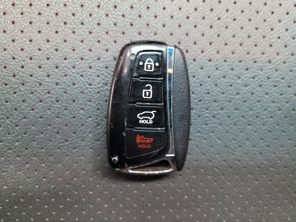 2014 Hyundai Santa Fe in Reno, NV 89502 - 18119908 32