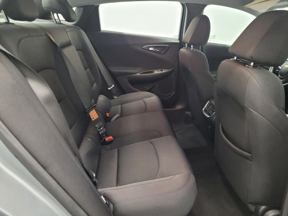 2023 Chevrolet Malibu in Las Vegas, NV 89102 - 18119909 19