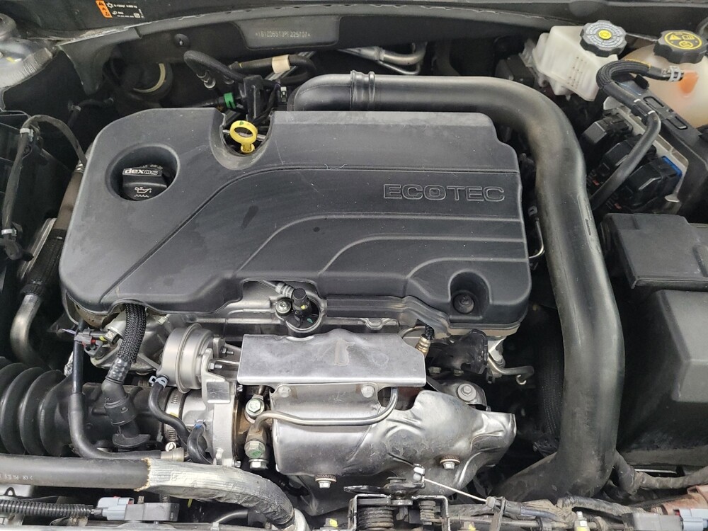 2023 Chevrolet Malibu in Las Vegas, NV 89102 - 18119909 30