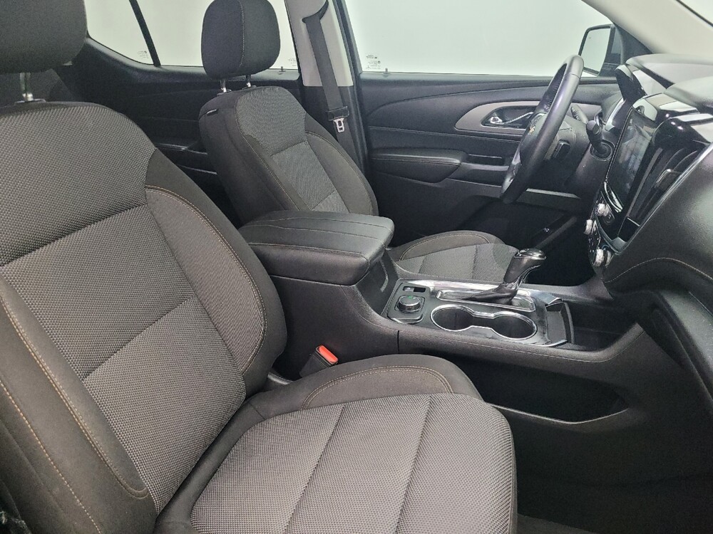 2019 Chevrolet Traverse in Savannah, GA 31419 - 18119919 21