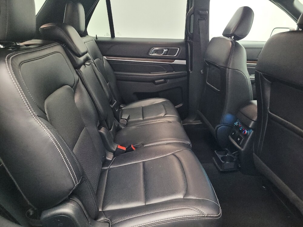 2019 Ford Explorer in Lauderdale Lakes, FL 33313 - 18119928 19